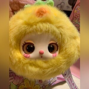 LIILA’S GARDEN TEA PARTY BANANA CHICKEN Plush Keychain